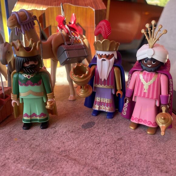 Playmobil Christmas Nativity 3996 & 3997 Wise Men Kings Sets Parts Lot & Book - Picture 4 of 15